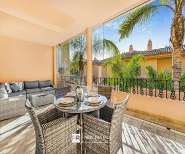 Vista Real - 1 Bedroom Apartment by Finest Rentals