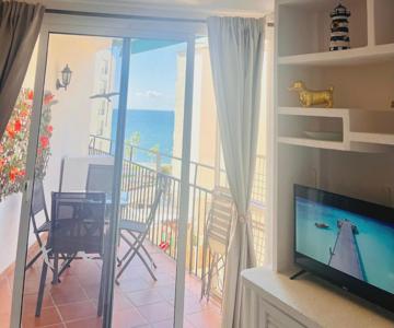Apartamentos Torre de Marbella El Fuerte - Heart of Marbella, Steps from the Beach