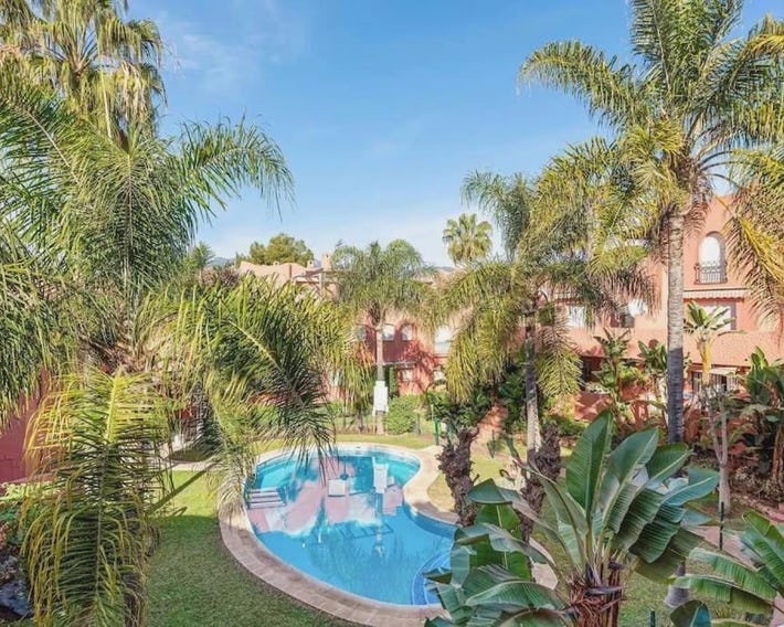 Alvarito Playa Marbella front beach apartment