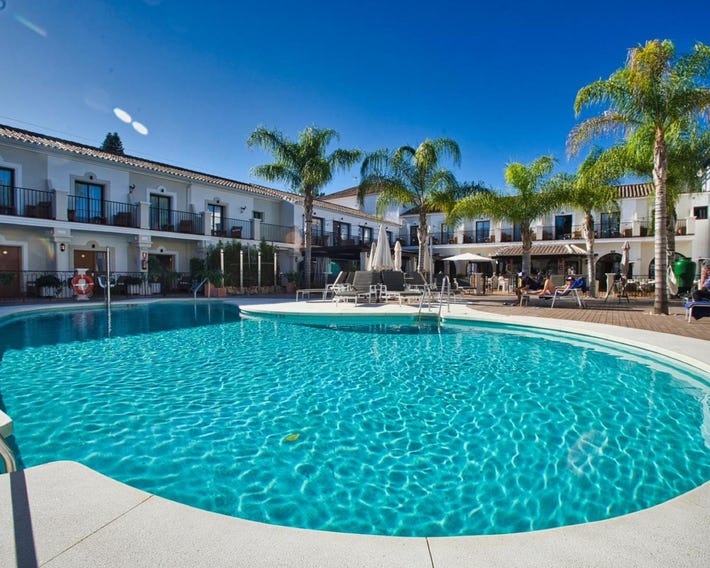 Paloma Blanca Boutique Hotel