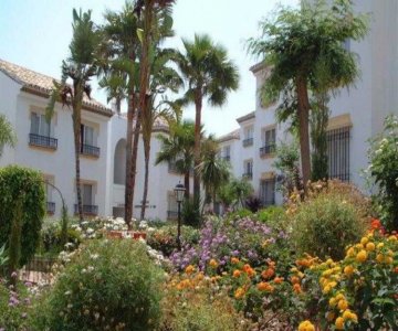 Miraflores Resort