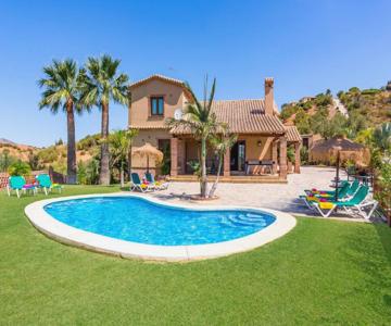 Villa Alma by Villa Plus
