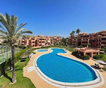 Luxury Penthouse With Pool In Front Of Golf Course
