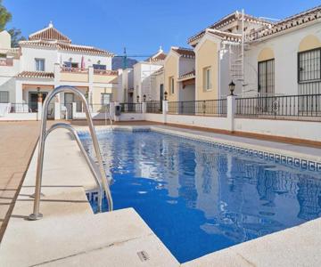 Urb Chimenea Apartment Nerja