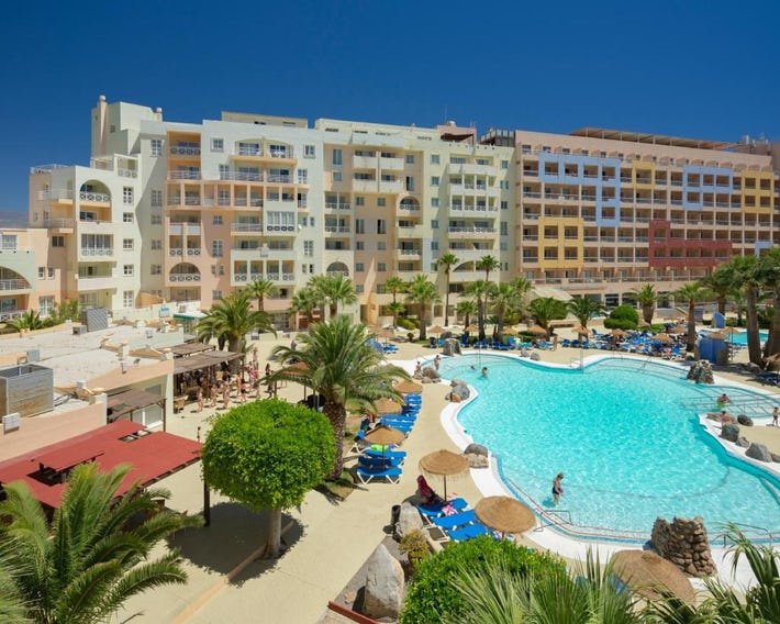 APARTAMENTOS MAR Y GOLF