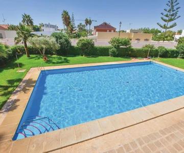 Attractive Apartment In Roquetas De Mar With Shared Pool