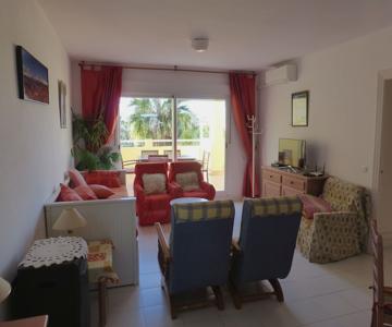 Beautiful 2 Bedroom, 2 Bathroom Apartment