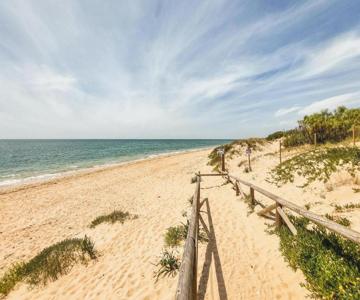 Cozy Apartment In Rota With Wifi