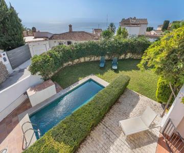 Villa Martinez