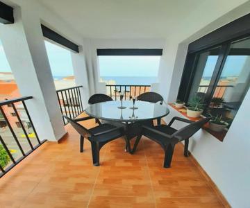 Beachfront Penthouse 3BR I 30m to Beach I Swimming Pool I Walk to Duquesa, Restaurants I Close to Go
