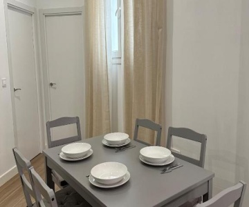 Stay In Triana