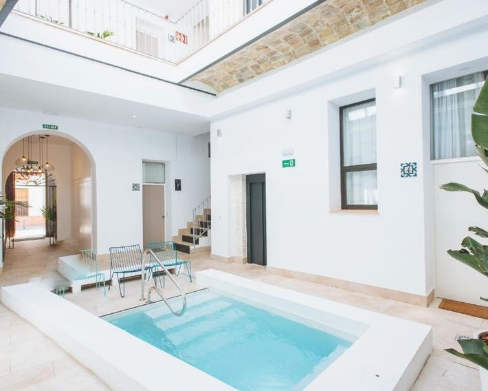 Lola de Triana Apartments