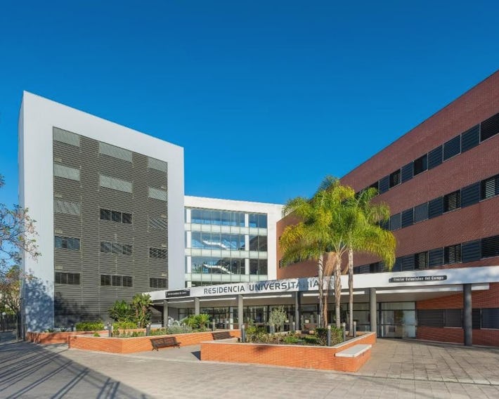 Micampus Estanislao del Campo, Student Residence