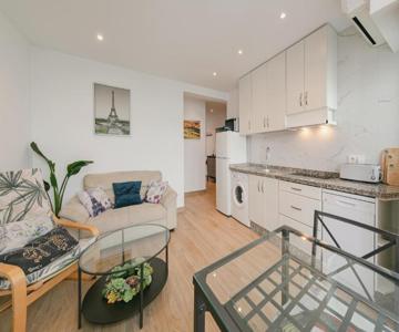 Modern & Stylish Apartment - Old Town