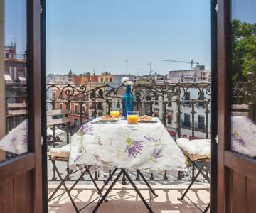 Triana Sky View by Valcambre