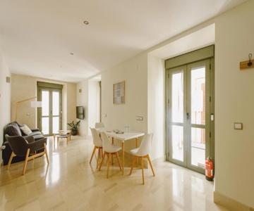 1E Azofaifo St Apartment