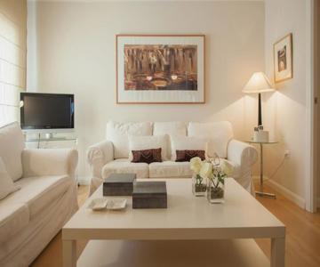 Medina Apartment and Parking Historical Center