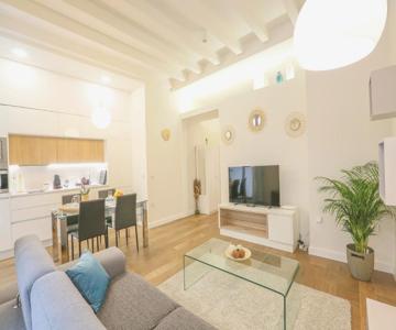 T&L TRIANA LOFT - Feel at Home