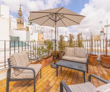 Abades Giralda Deluxe By Valcambre
