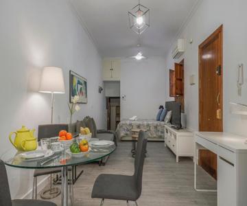 Estudio calle baños