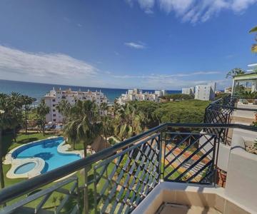 Frontline Beach Penthouse In Mi Capricho