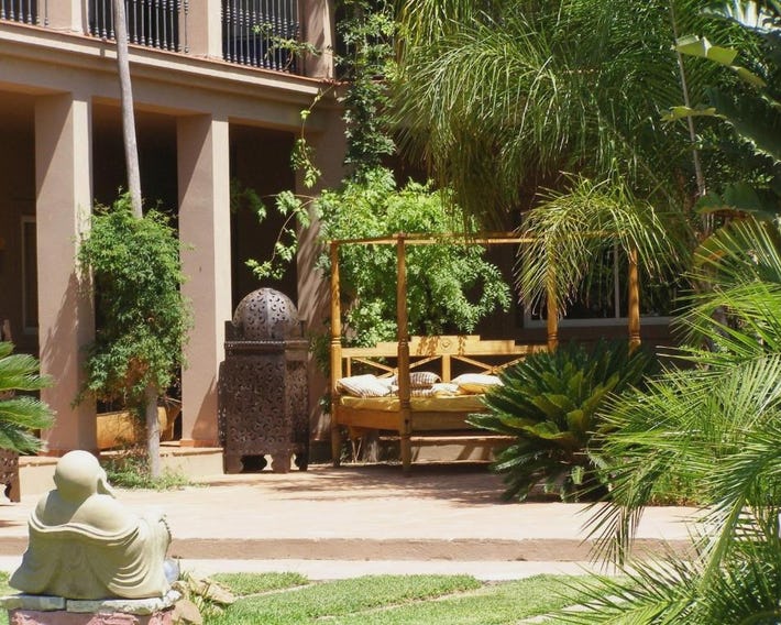 Chillout Hotel Tres Mares