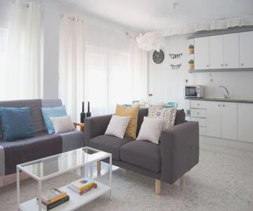 Apartamento La Calzada, Wifi, A/c, Parking