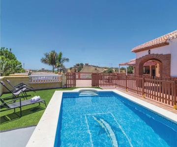Nice Home In Torrox With Kitchen