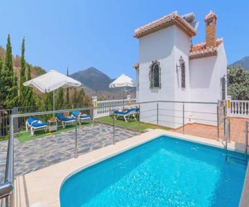 Las Encinas Costa del Sol Torrox by Ruralidays
