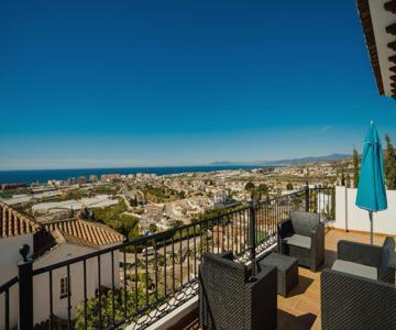 Villa Sea Breeze by Solset