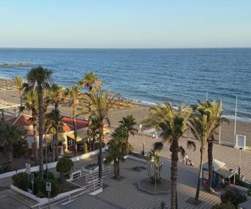 Estudio MAR EN CALMA, Primera Línea de Playa con Vistas al Mar