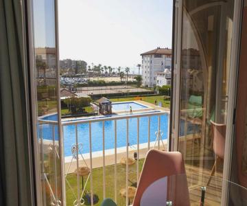 A 100m De Playa Piscina Y Todos Los Servicios