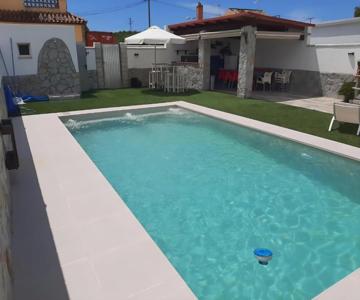 Chalet Con Piscina Privada Cerca De La Playa
