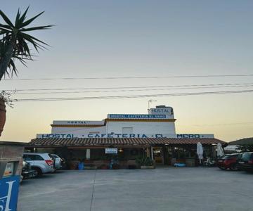 Hostal Cafeteria El Mero