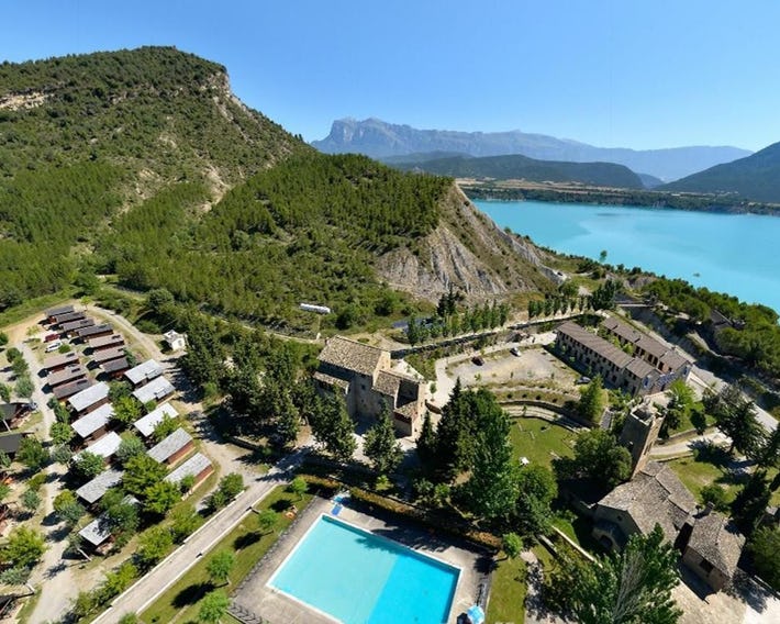 Centro de Vacaciones Morillo de Tou