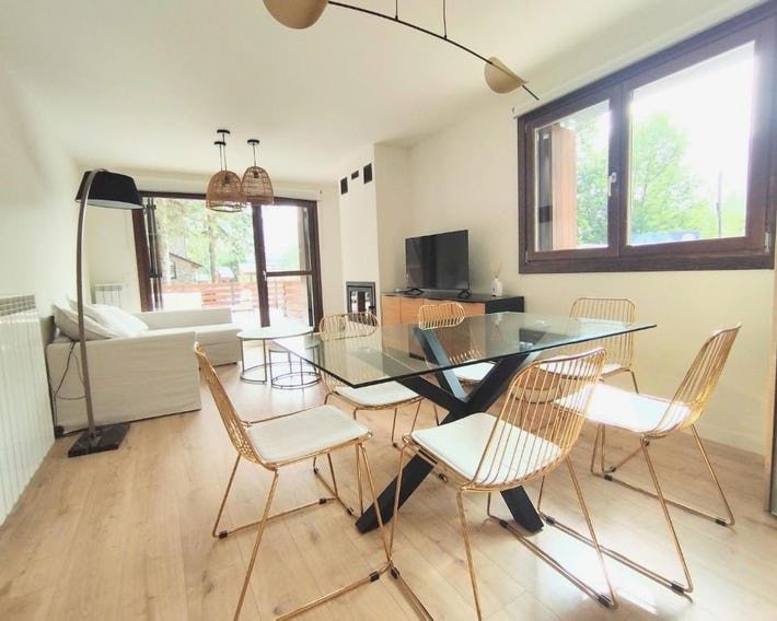 CHECK-IN CASAS Mala de Anciles