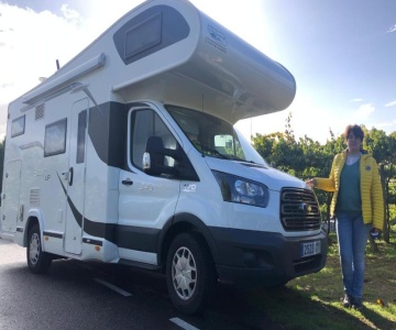 Autocaravanas De Lujo En Benasque.