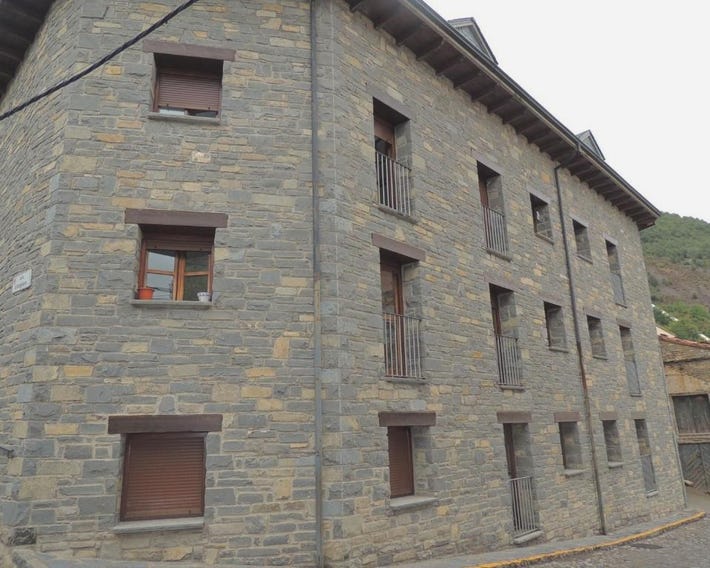 Apartamento céntrico con WIFI en Biescas