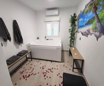 Apartamento con Jacuzzi: El Rincón de Ayud