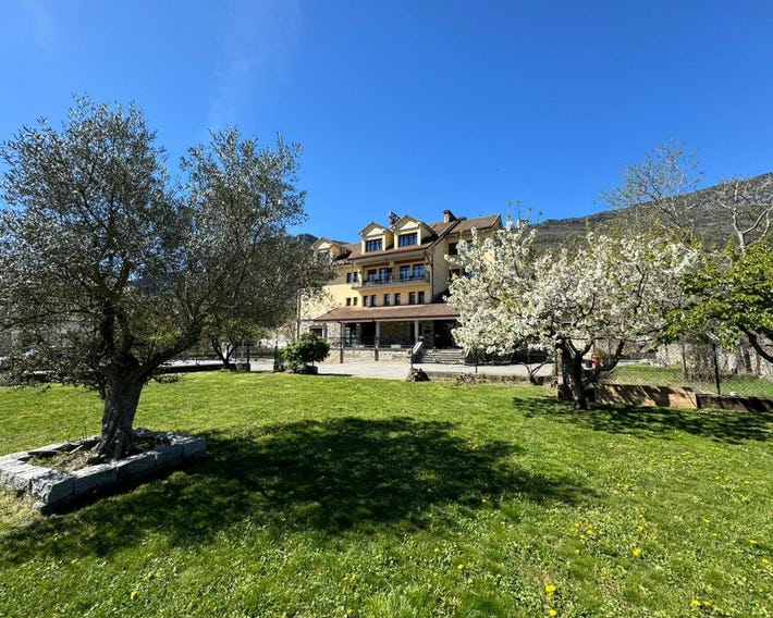 Hotel Cotiella