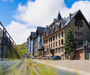 Hotel SNÖ Villa De Sallent 3*