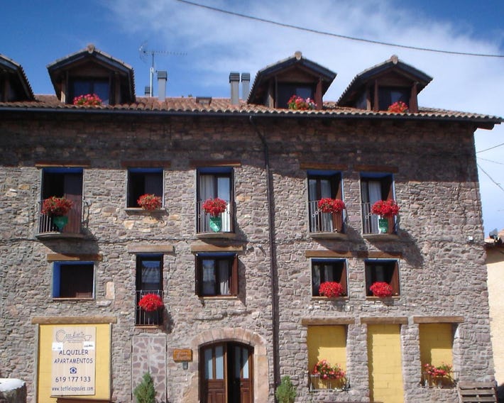 Apartamentos Turísticos Batlle Laspaules