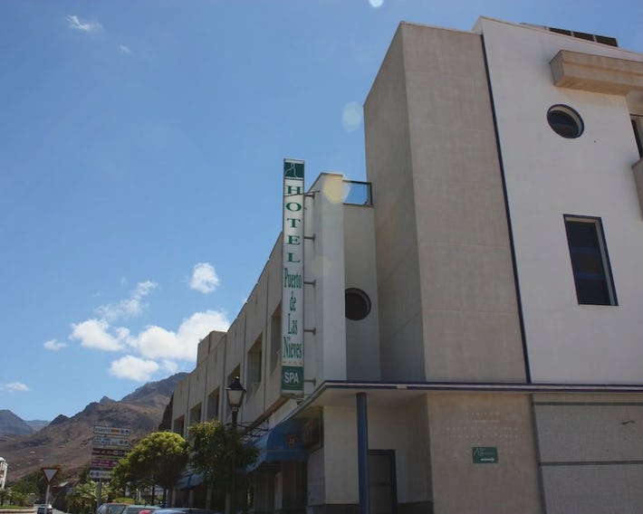 Hotel Puerto de Las Nieves