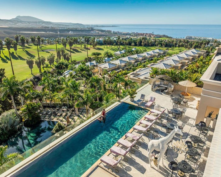 Royal River Luxury Hotel