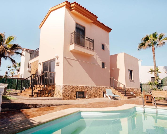 International Surf School