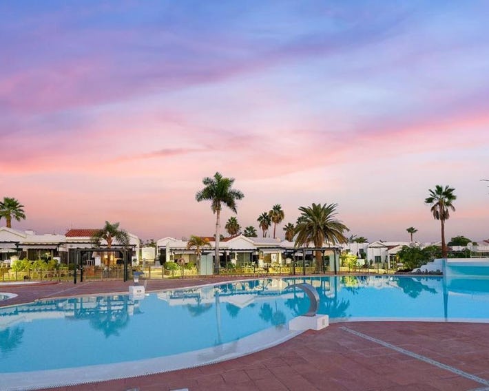 Maspalomas Lago Canary Sunset