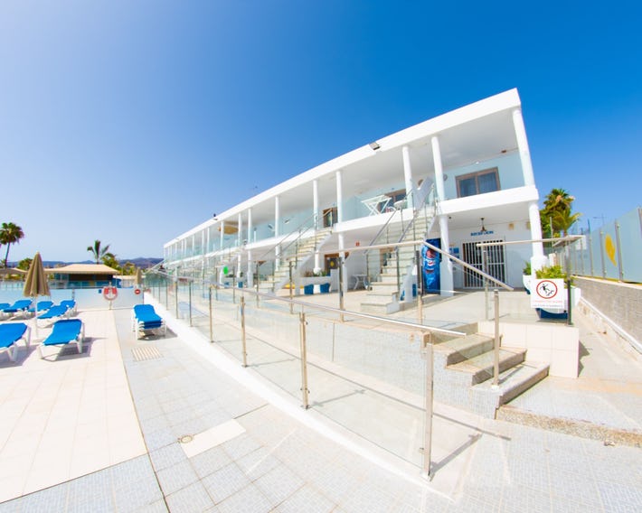 Apartamentos Sol y Paz