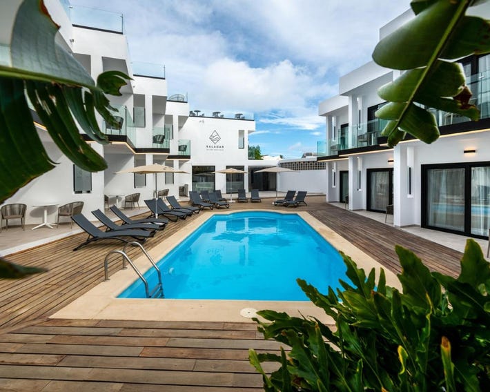 Saladar Suites Boutique