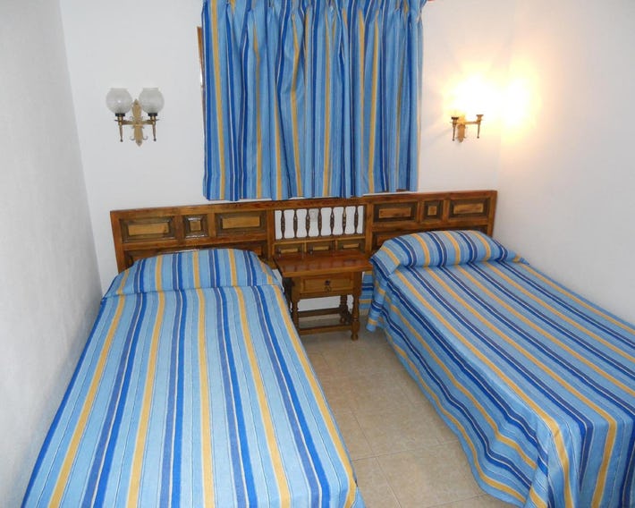 Apartamentos Los Juncos II