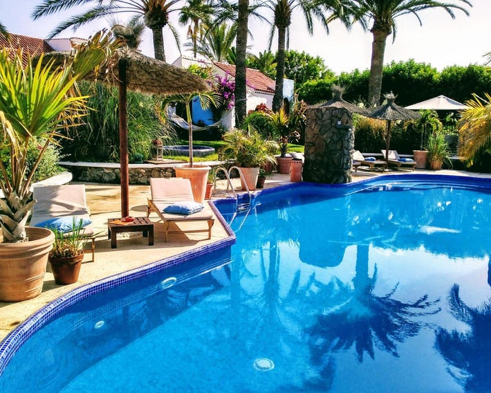 Birdcage Resort Gay Lifestyle Hotel